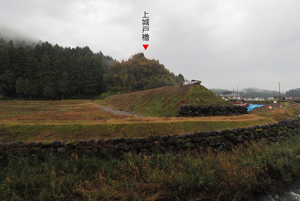上城戸と上城戸櫓
