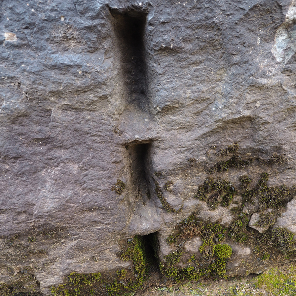 一乗谷の石垣と矢穴 補遺