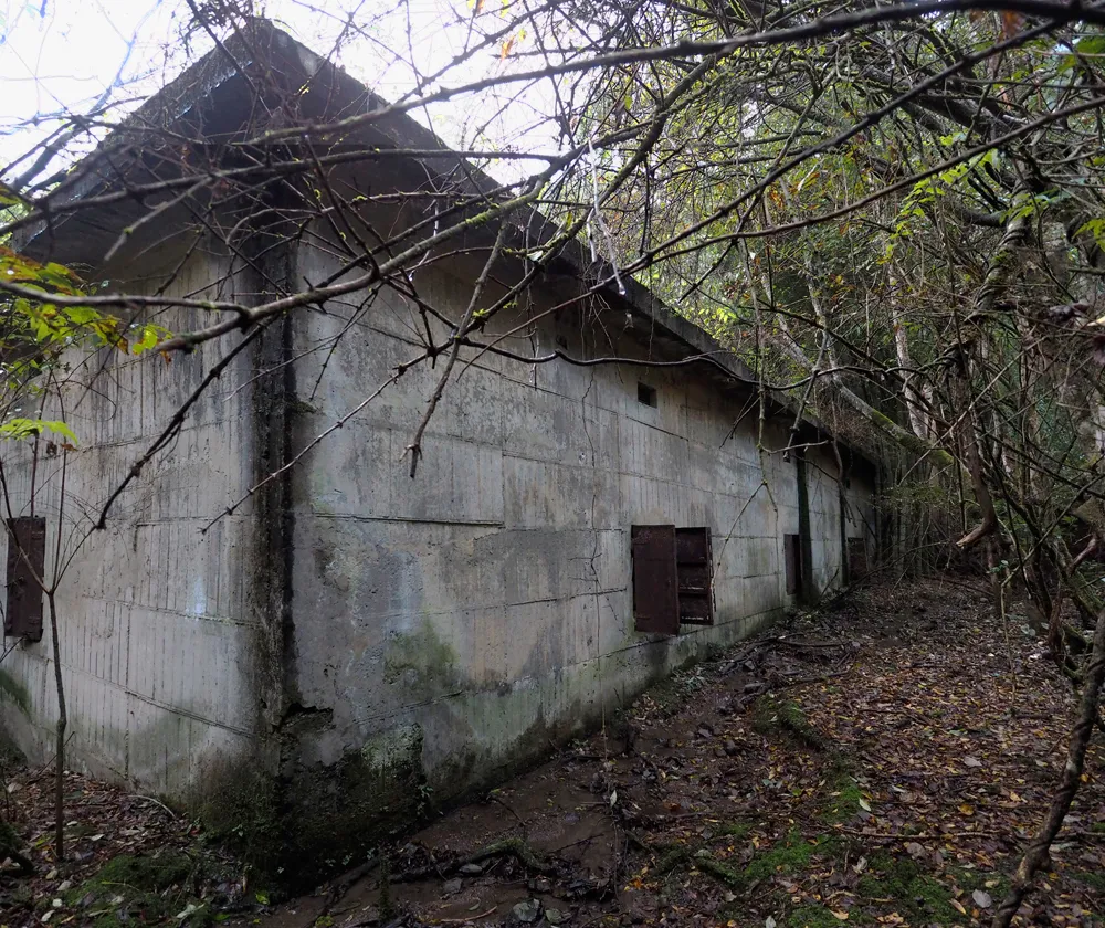 第三海軍火薬廠検査場地区 爆薬庫