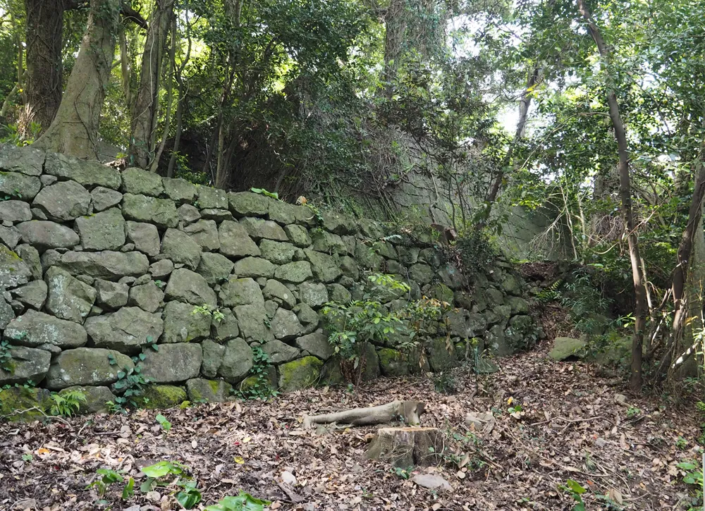 魚見岳台場 二ノ増台場下段・上段石垣